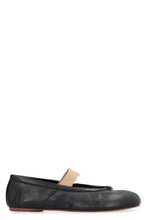 Load image into Gallery viewer, Tabi leather ballet flats
