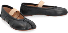 Load image into Gallery viewer, Tabi leather ballet flats
