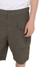 Load image into Gallery viewer, Cotton cargo bermuda shorts
