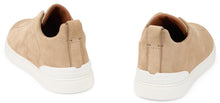 Load image into Gallery viewer, Sneakers Triple Stitch in suede
