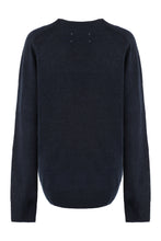 Load image into Gallery viewer, Crew-neck wool sweater
