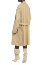 Load image into Gallery viewer, Gabardine trench coat
