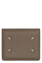 Load image into Gallery viewer, Four Stitches grainy leather wallet
