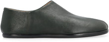 Load image into Gallery viewer, Tabi Leather slip-on
