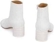 Load image into Gallery viewer, Leather ankle boots
