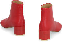 Load image into Gallery viewer, Tabi leather ankle boots
