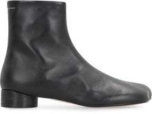 Load image into Gallery viewer, Leather ankle boots

