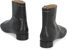 Load image into Gallery viewer, Leather ankle boots
