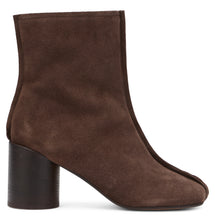 Load image into Gallery viewer, Suede ankle boots
