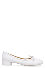 Load image into Gallery viewer, Leather ballet flats

