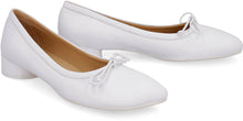 Load image into Gallery viewer, Leather ballet flats
