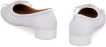 Load image into Gallery viewer, Leather ballet flats
