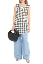 Load image into Gallery viewer, Knitted vest
