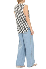 Load image into Gallery viewer, Knitted vest
