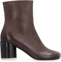 Load image into Gallery viewer, Leather ankle boots
