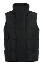 Load image into Gallery viewer, Full zip field vest
