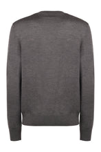 Load image into Gallery viewer, Fine-knit sweater
