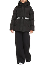 Load image into Gallery viewer, Puff Techno-nylon down jacket
