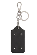 Load image into Gallery viewer, Four stitches leather keyring
