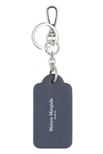 Load image into Gallery viewer, Four stitches Leather keyring
