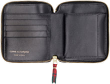 Load image into Gallery viewer, Tartan motif zip around wallet

