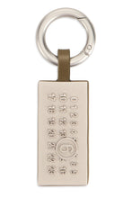 Load image into Gallery viewer, Keychain with branded plate
