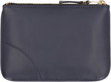 Load image into Gallery viewer, Logo detail flat leather pouch
