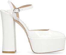 Load image into Gallery viewer, Skyhi patent leather pumps
