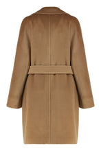 Load image into Gallery viewer, Dressing gown in beaver wool
