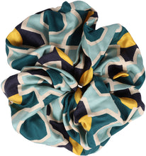 Load image into Gallery viewer, Plaza maxi scrunchie
