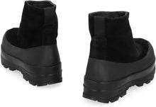 Load image into Gallery viewer, Suede ankle boots
