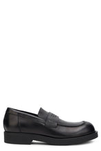 Load image into Gallery viewer, Casual loafers with distinctive details
