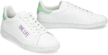 Load image into Gallery viewer, Leather low-top sneakers
