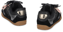 Load image into Gallery viewer, Sneakers in leather and fabric
