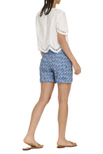Load image into Gallery viewer, Cotton and lace blouse

