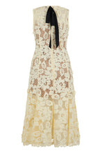 Load image into Gallery viewer, Floral midi dress
