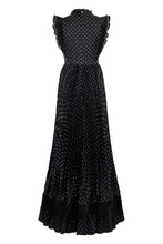 Load image into Gallery viewer, Long dress with polka dots and ruffles
