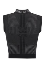 Load image into Gallery viewer, Knitted crop top
