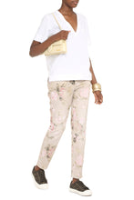 Load image into Gallery viewer, V-neck t-shirt
