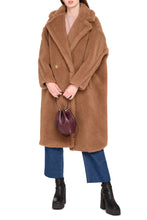 Load image into Gallery viewer, Teddy vegan fur coat
