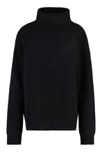 Load image into Gallery viewer, Wool sweater
