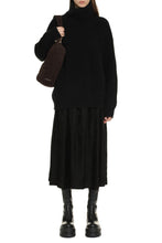 Load image into Gallery viewer, Wool sweater
