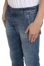Load image into Gallery viewer, Konor skinny jeans
