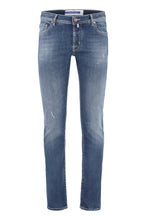 Load image into Gallery viewer, Nick slim fit jeans
