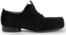 Load image into Gallery viewer, Lace-up shoe in pony

