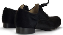 Load image into Gallery viewer, Lace-up shoe in pony

