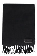 Load image into Gallery viewer, Frayed edges scarf
