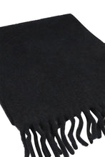 Load image into Gallery viewer, Frayed edges scarf
