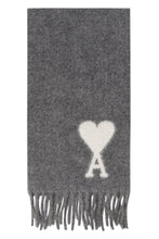 Load image into Gallery viewer, Wool blend scarf
