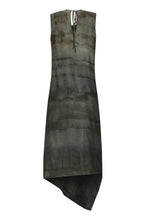 Load image into Gallery viewer, Satin dress
